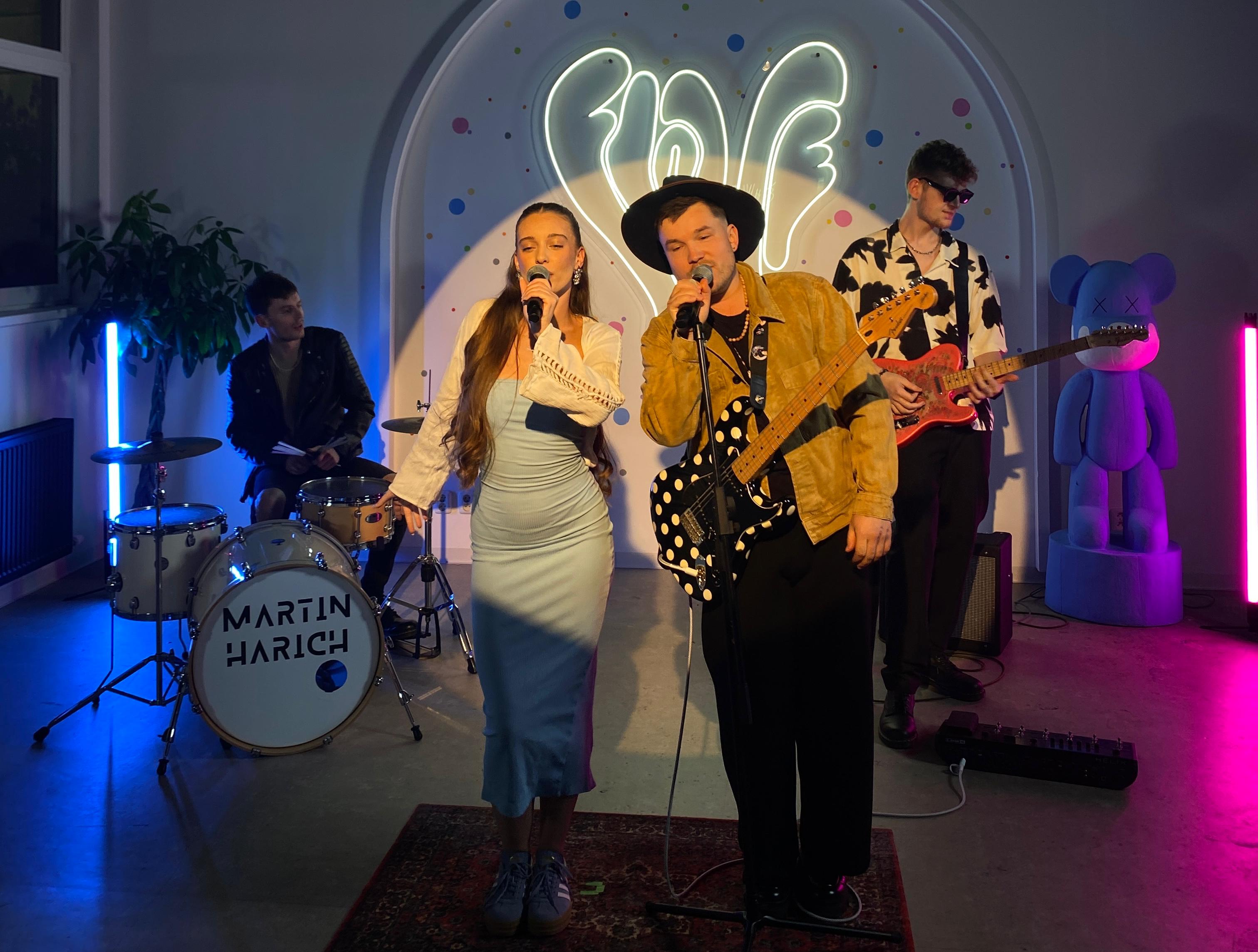 Speváčka Sarah C a Martin Harich predstavujú Starlight!