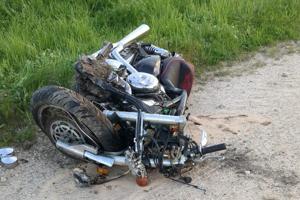 Obeťou vážnej nehody v Turci je 50-ročný motorkár.